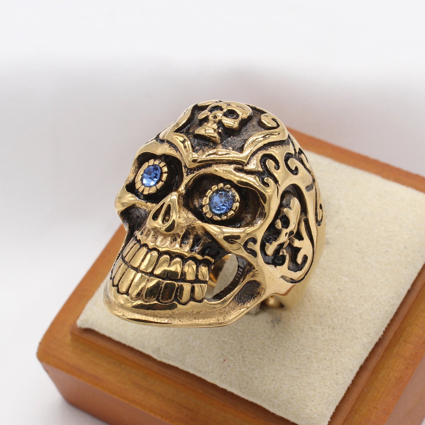 Personalized Retro Skull Titanium Steel Ring for Men - European and American Style Wholesale Jewelry