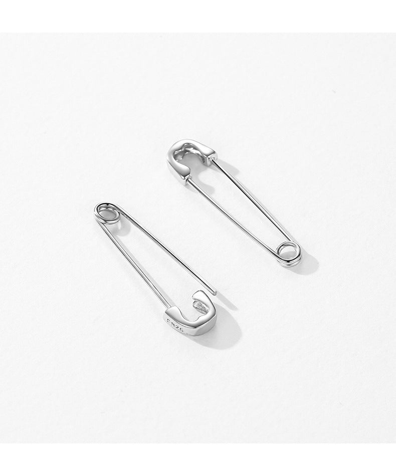 Fashionable S925 Sterling Silver Clip Earrings for Trendsetters