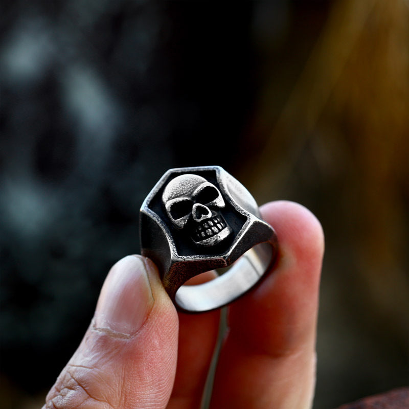 Bold Stainless Steel Skull Ring for Men - Retro Titanium Steel Hand Jewelry from Europe and America