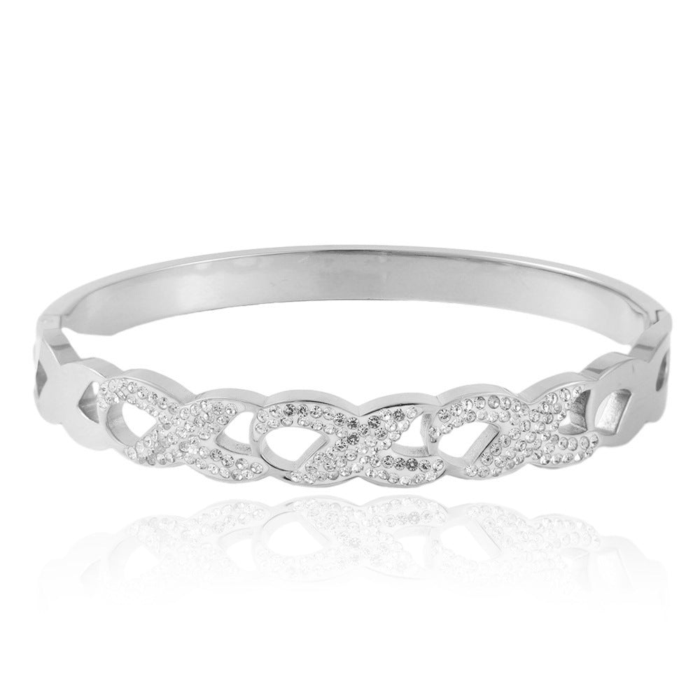 Stunning Hollow 8-Shaped Titanium Steel Bracelet for Women – Elegant Light Luxury Fashion Accessory