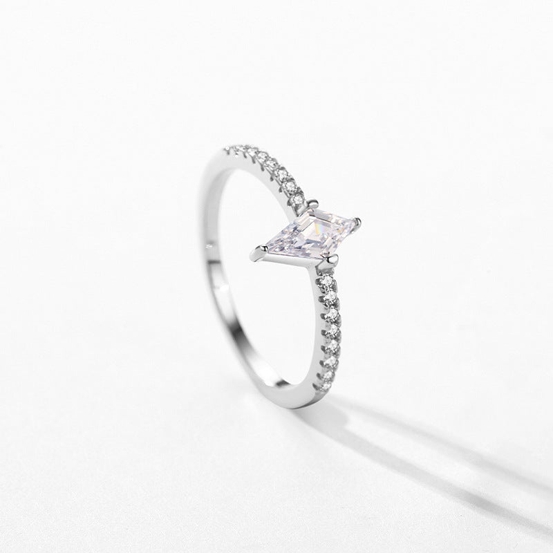 Stylish S925 Sterling Silver Zircon Ring for Women's Everyday Fashion