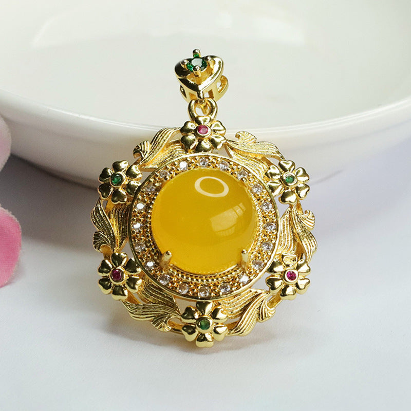 Circular Red Agate Golden Flower Necklace With Chalcedony Detail