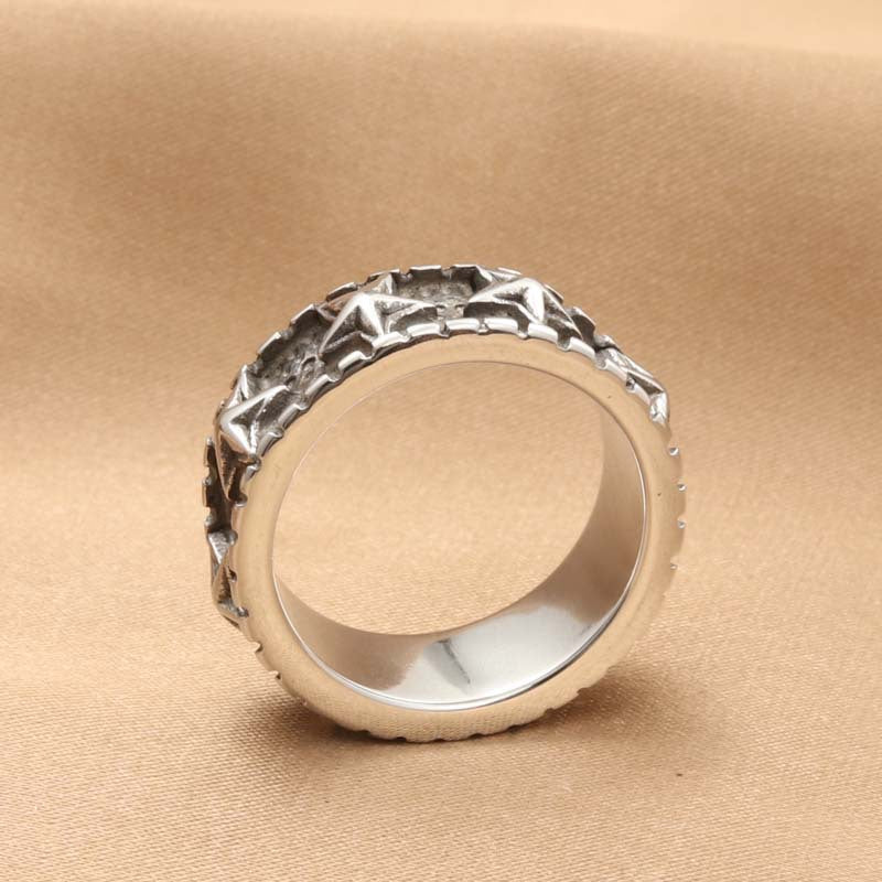 Titanium Steel Retro Pentagram Ring for Men - Trendy Starfish Accessory Direct from Manufacturer