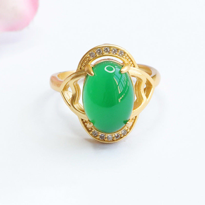 Golden Green Chalcedony Retro Finger Ring