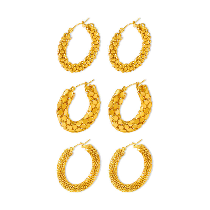 Golden U-Shaped Earrings with Hollow Chain Texture