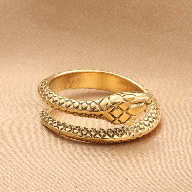 Titanium Steel Snake King Ring for Men – Retro Trendy Animal Jewelry