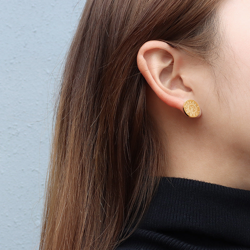 Sun-Kissed Minimalist Earrings in 18K Gold Plated Titanium Steel