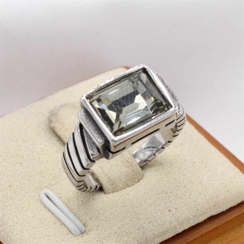 Personalized Retro Rectangular Stone Men's Titanium Steel Ring - European and American Style