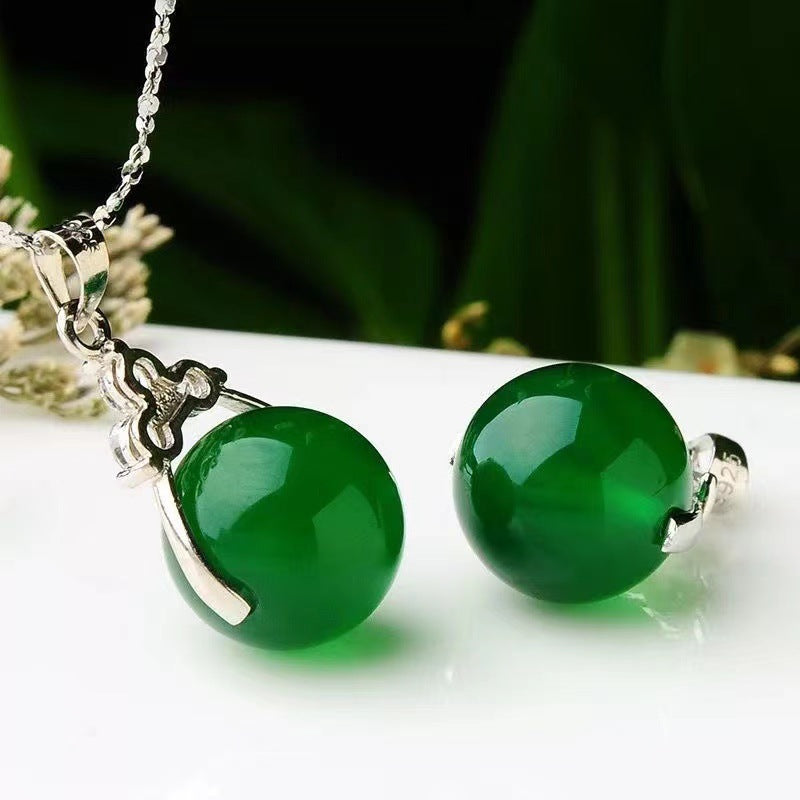 Green Chalcedony Bead Sterling Silver Pendant