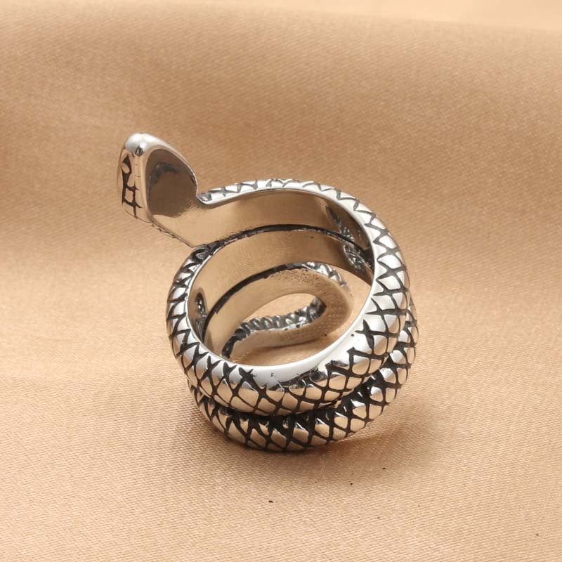 Titanium Steel Retro Snake Ring for Men - Stylish Python Design Jewelry