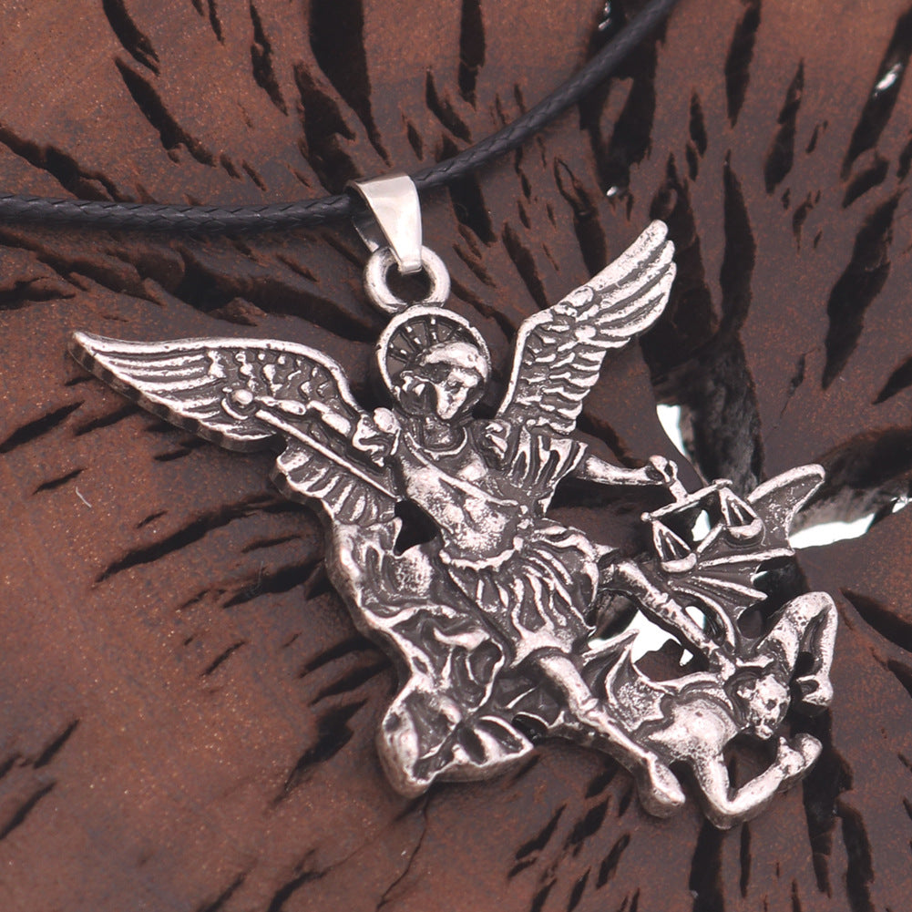 Archangel Wings Necklace: Vintage European and American Style Alloy Jewelry