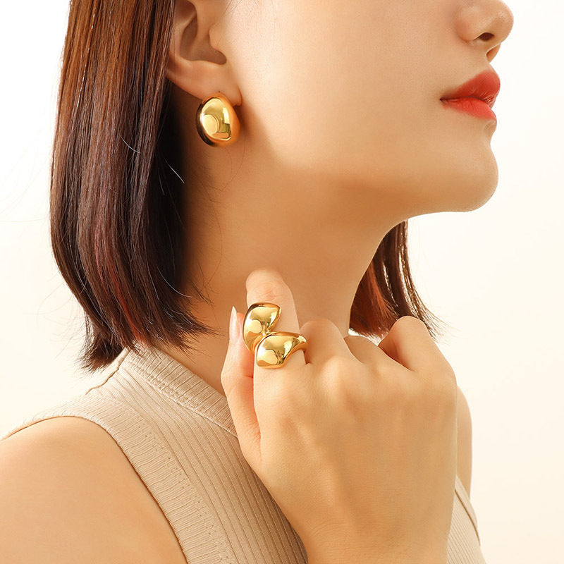 Retro Hollow C-Shaped Earrings in Titanium Plated 18K Gold for Effortless Style