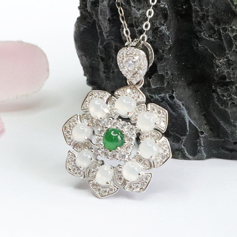 Small Round Beads Flower Pendant Necklace with Ice Emperor Green White Jade