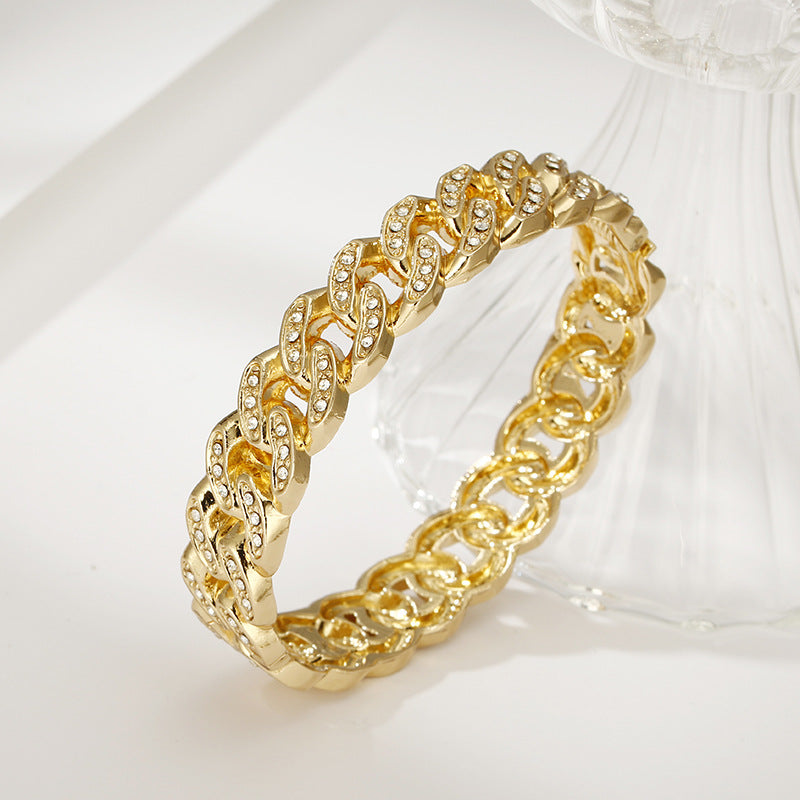 Twist Chain Bracelet in Zinc Alloy - Vienna Verve Collection