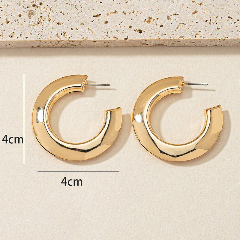 Golden Geometric C-shaped Earrings - Elegant European & American Jewelry for Women