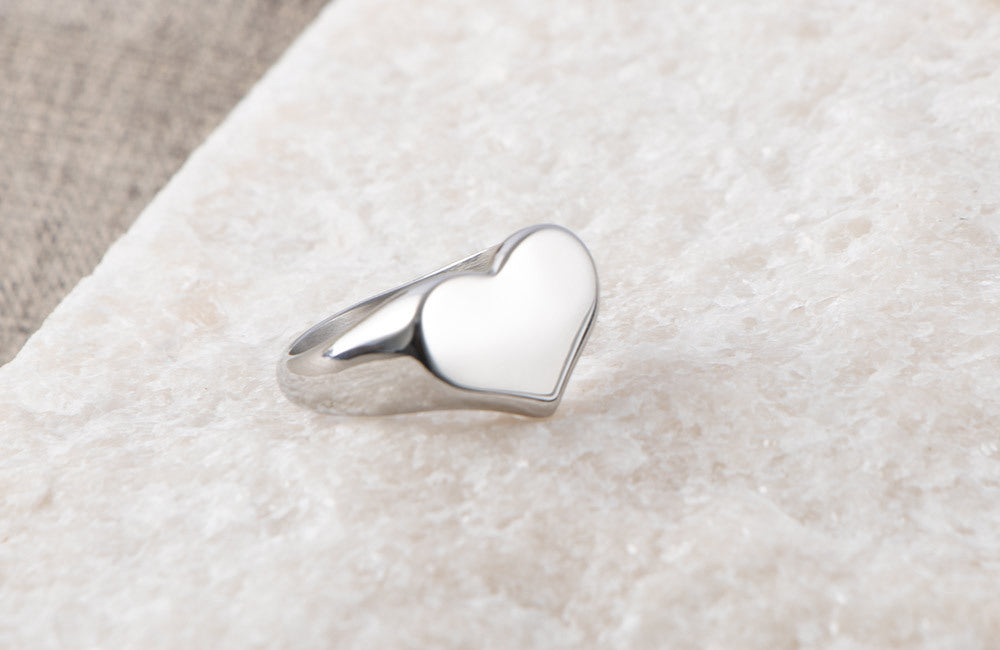 Titanium Steel Heart-Shaped Women's Ring - Versatile Stainless Steel Love Jewelry from Europe and the USA