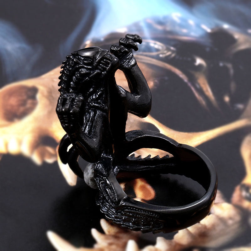 Titanium Steel Domineering Animal Ring for Men - Retro Three-Dimensional Design