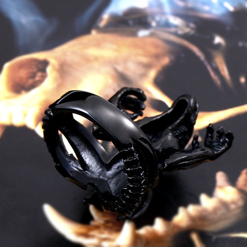 Titanium Steel Domineering Animal Ring for Men - Retro Three-Dimensional Design