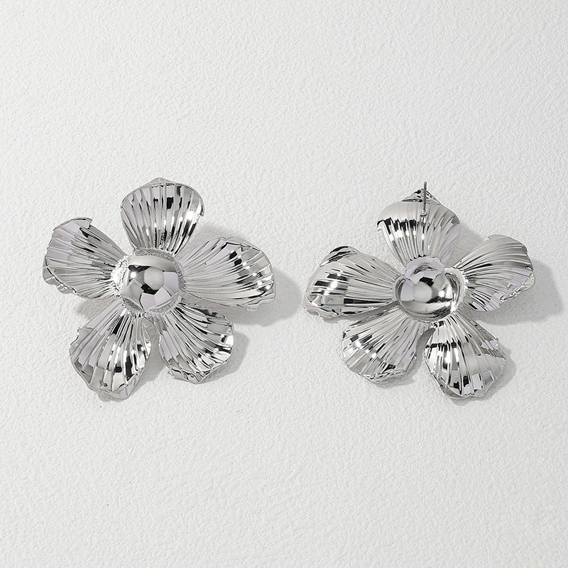 Chic Metal Flower Stud Earrings - Vienna Verve Collection