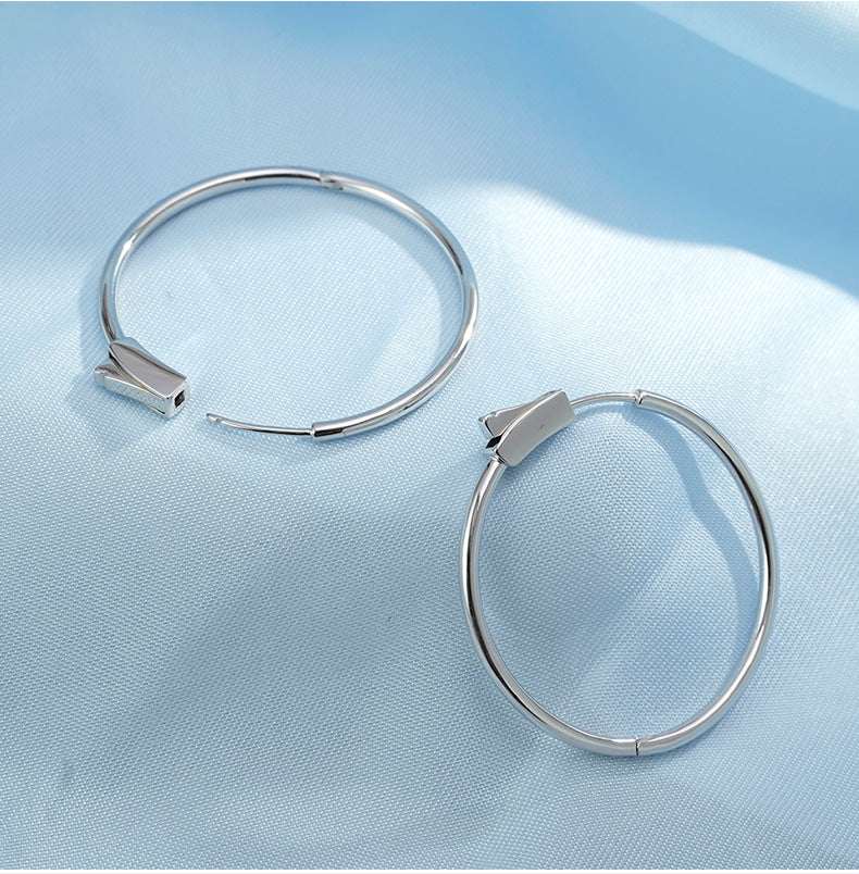 Simple Circle Silver Hoop Earrings