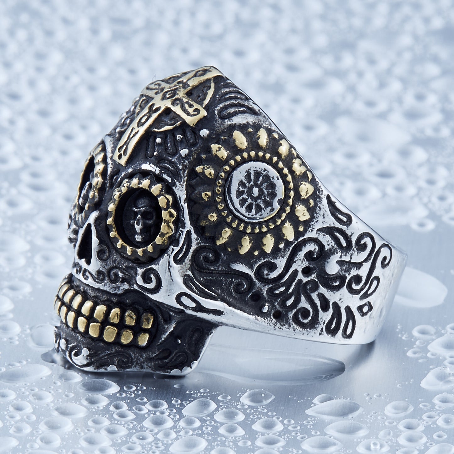 Retro Titanium Steel Electroplated All-Gold Cross Skull Ring for Men - Personalized Engraved Wholesale