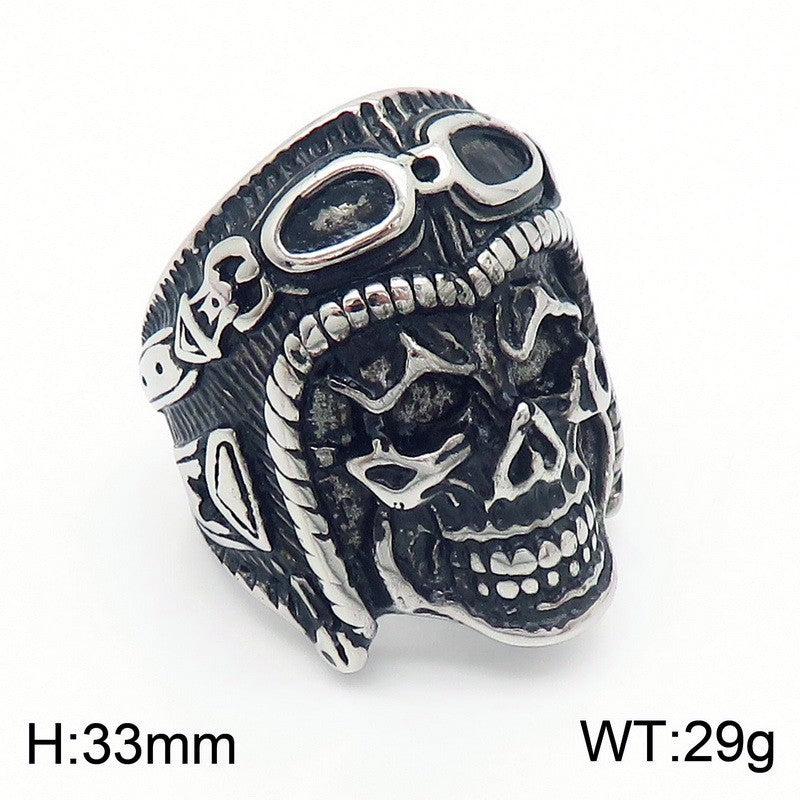 Punk Style Titanium Steel Skull Ring for Men - Retro Claw Design