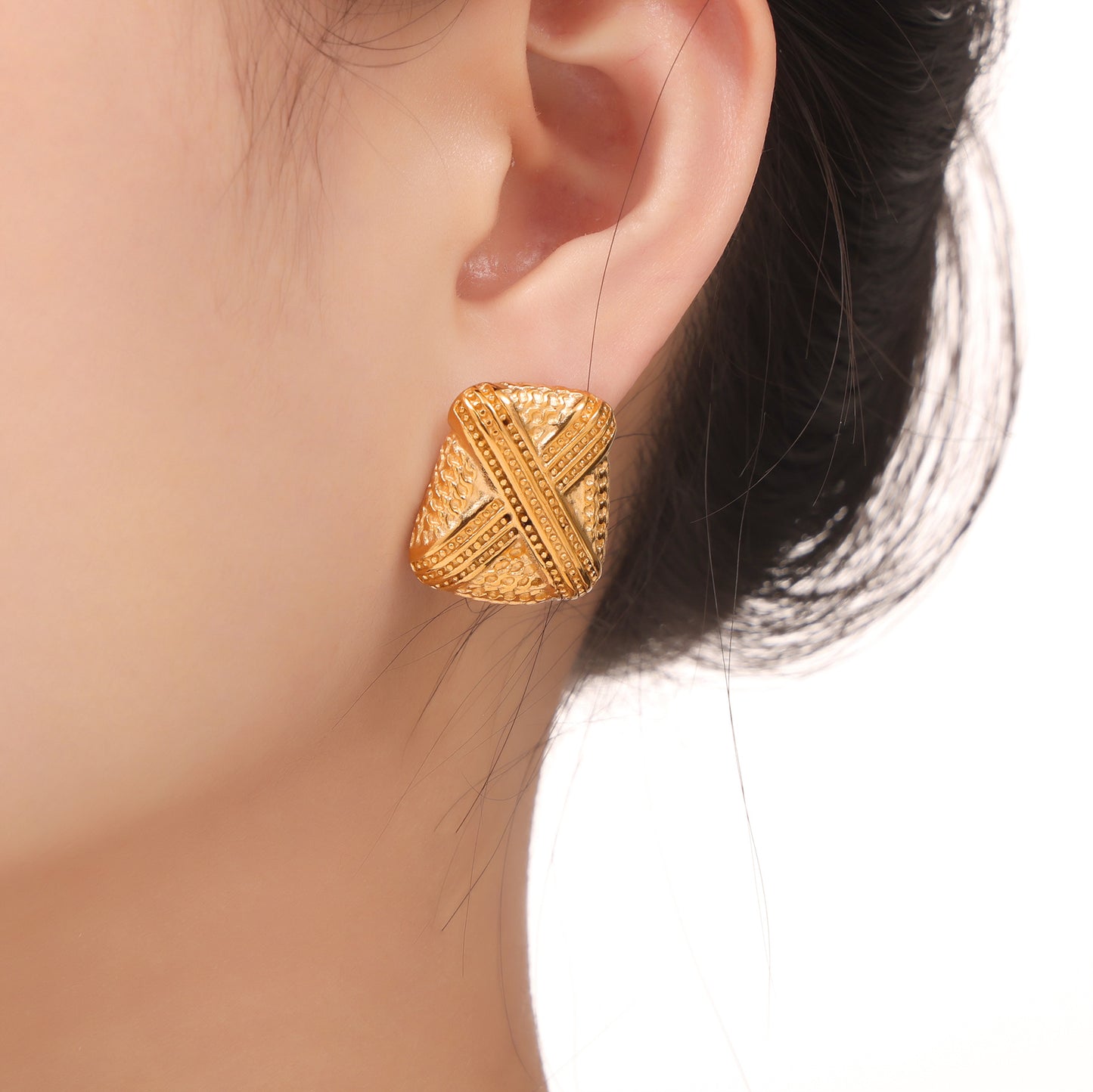 18k Gold Plated Titanium Steel Earrings with Multi-layer Line Texture Splicing Design