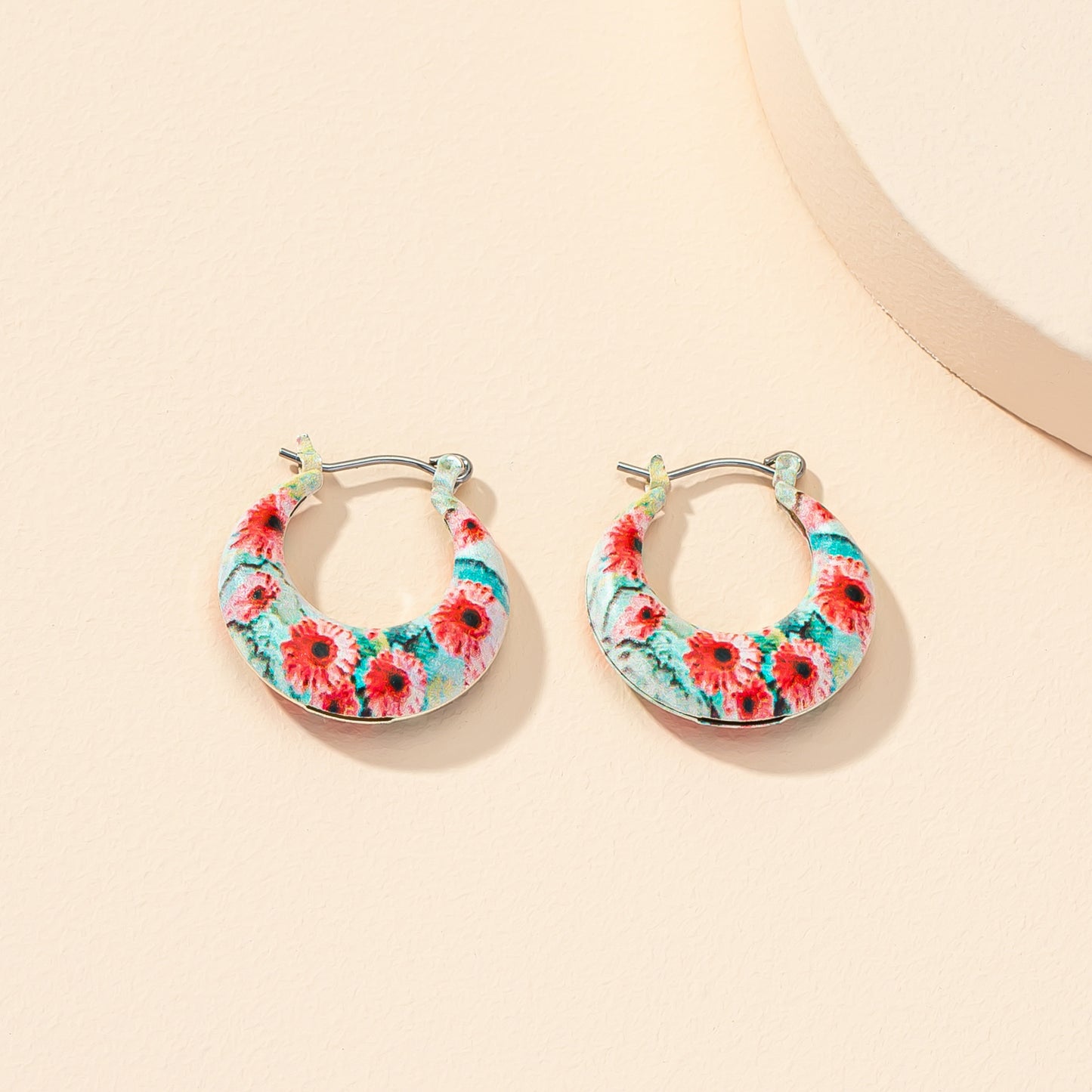 Exaggerated Pattern Vienna Verve Earrings - Metal Fashion Jewelry