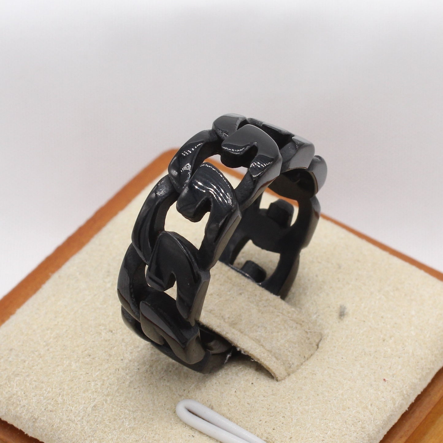 Stylish European-American Titanium Steel Chain Ring for Men - Vintage-Inspired Design