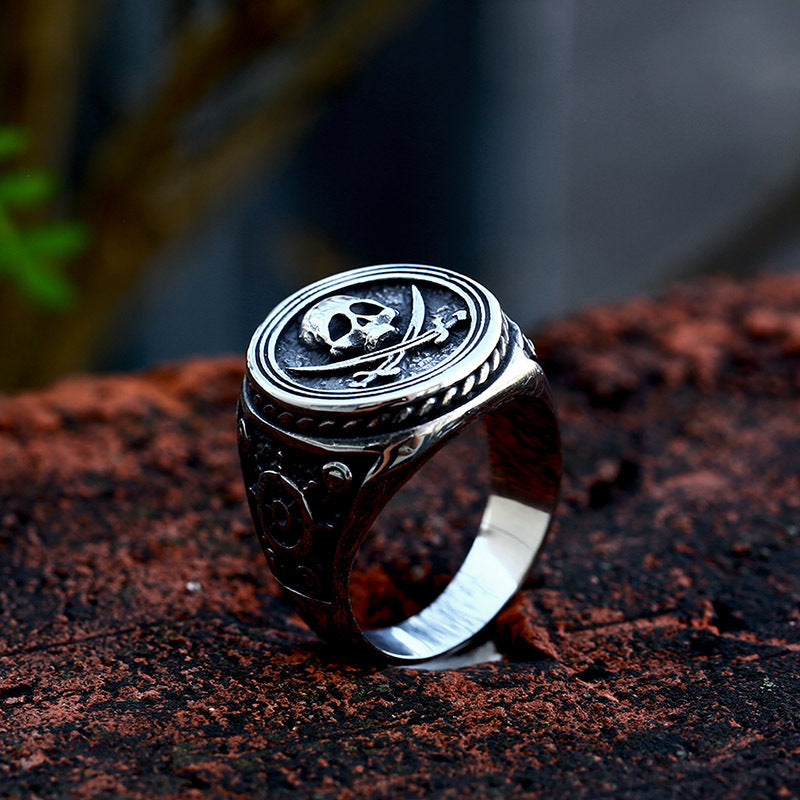 Rebel Spirit Titanium Steel Pirate Skull Ring for Men - Edgy Fashion Statement