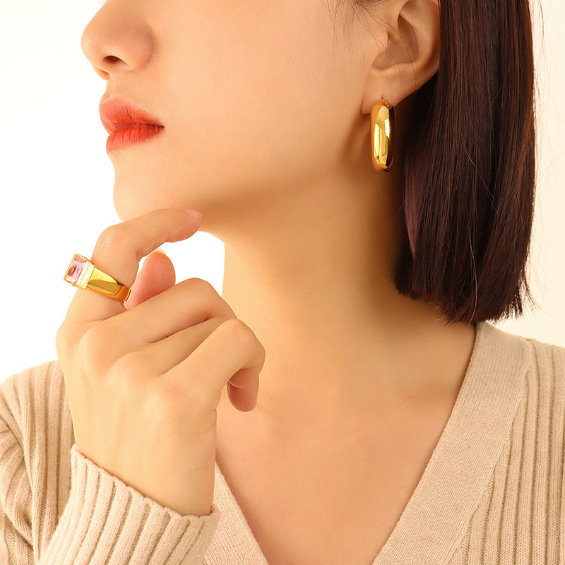 Golden U-Shaped Geometric Earrings - Hypoallergenic European Design