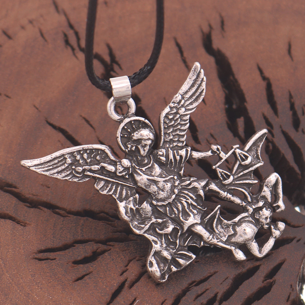 Archangel Wings Necklace: Vintage European and American Style Alloy Jewelry