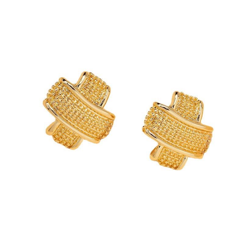 European and American Vintage Alloy Earrings - Retro Fashion Jewelry