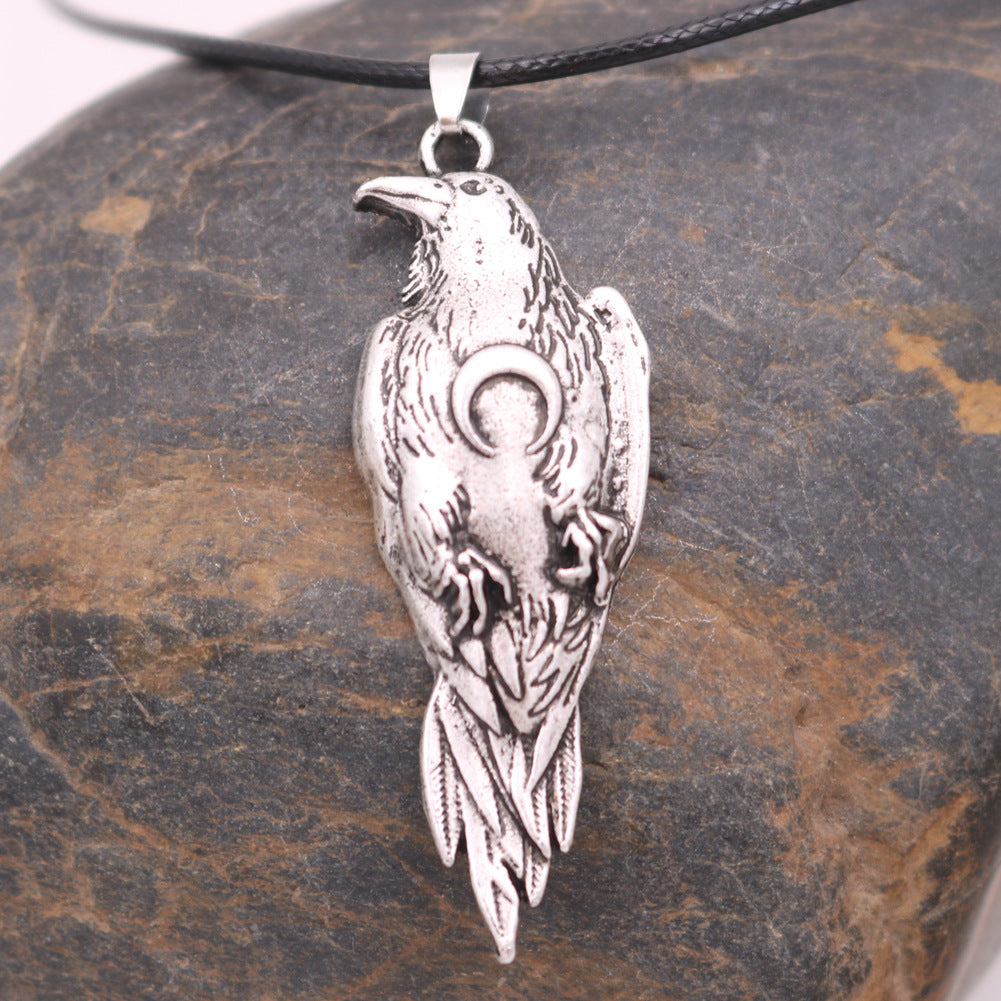 Viking Crow Metal Necklace - Gothic Retro Fashion Jewelry for Men