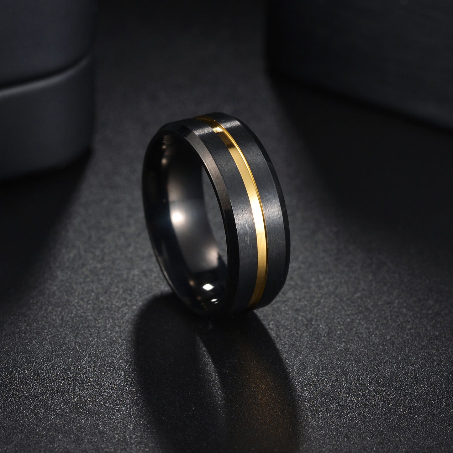 Elegant European and American Men's Stainless Steel Ring with Black and Gold Electroplating, 8mm Hand Ornament