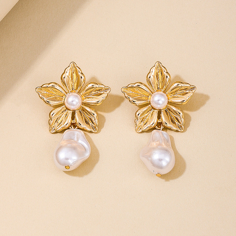 Floral Pearl Earrings in Vienna Verve Collection