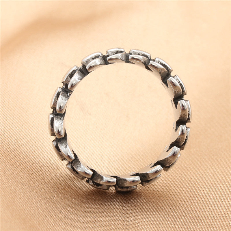 Titanium Steel Centipede Skull Ring for Men - Retro Trendy Accessories in European and American Style