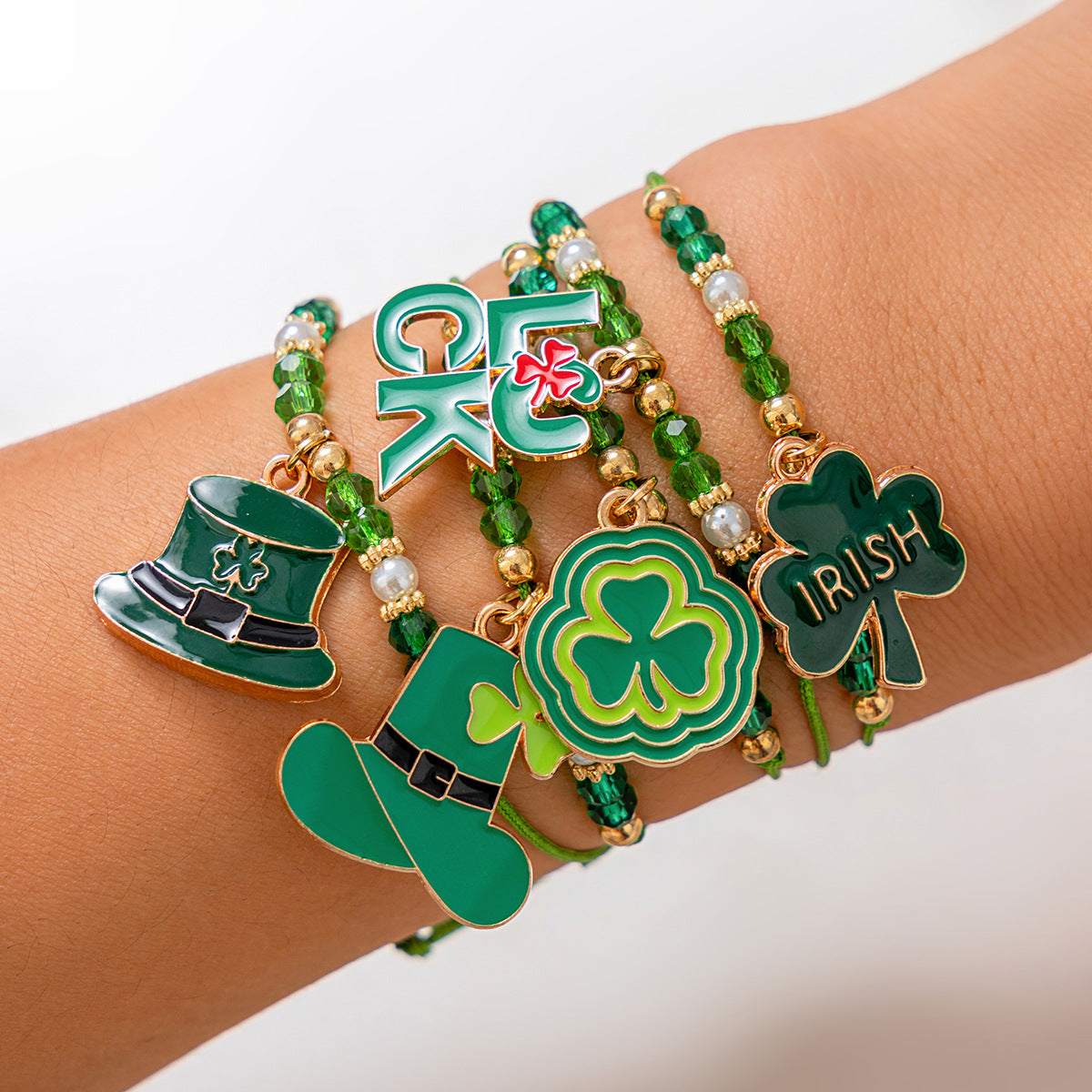 European and American Festival Gifts, Lucky Clover Letter Bracelet, Elegant Green Beaded Beer Festival Jewelry