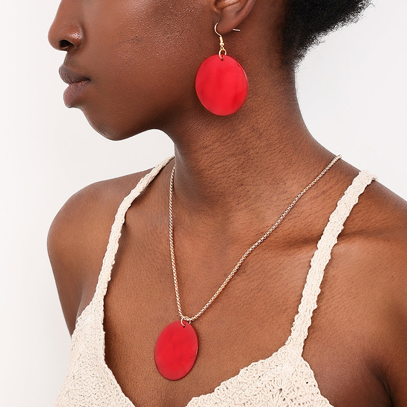 Holiday Chic Red Shell Pendant Necklace and Earrings Set