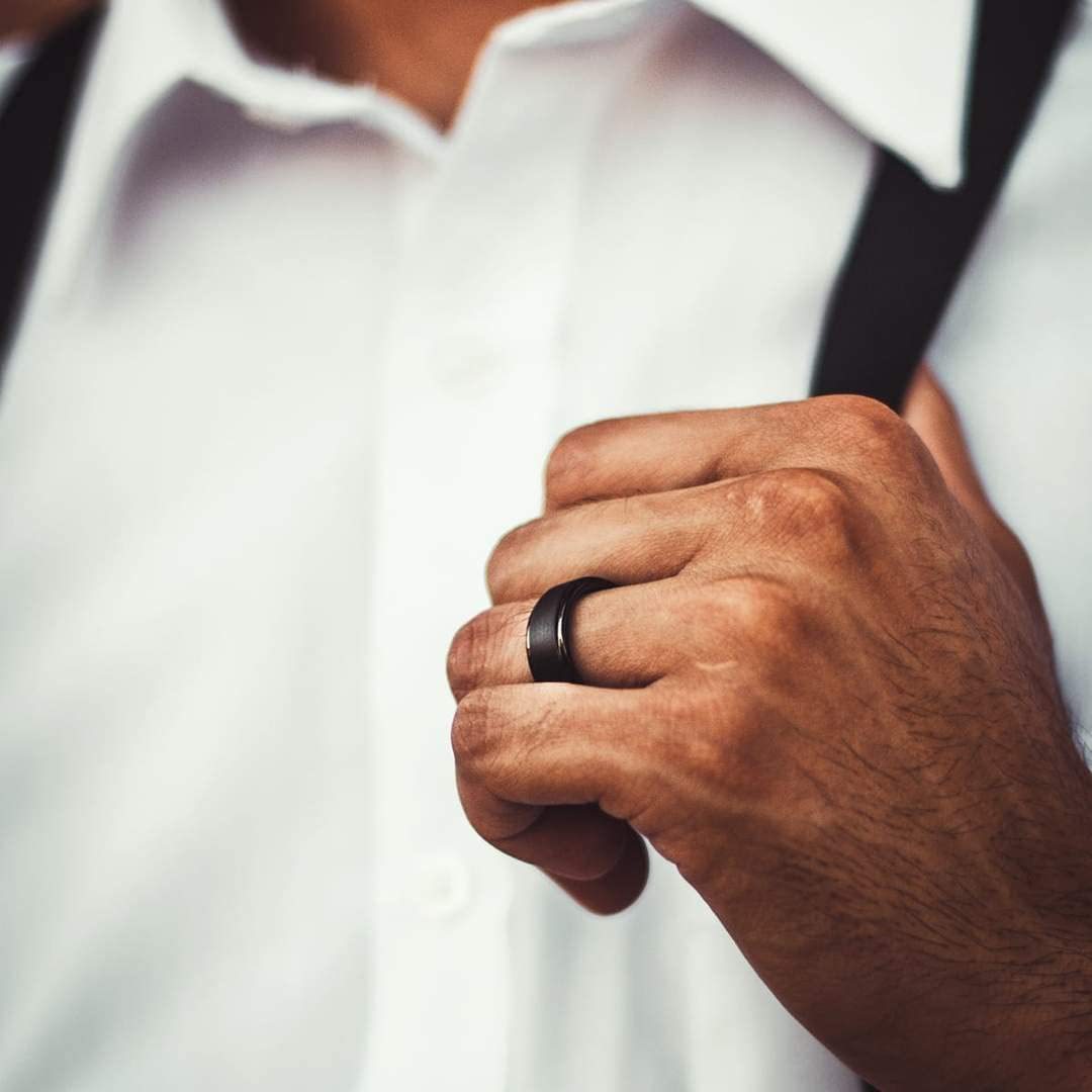 Rotating Titanium Steel Men's Ring with Unique Decompression Design