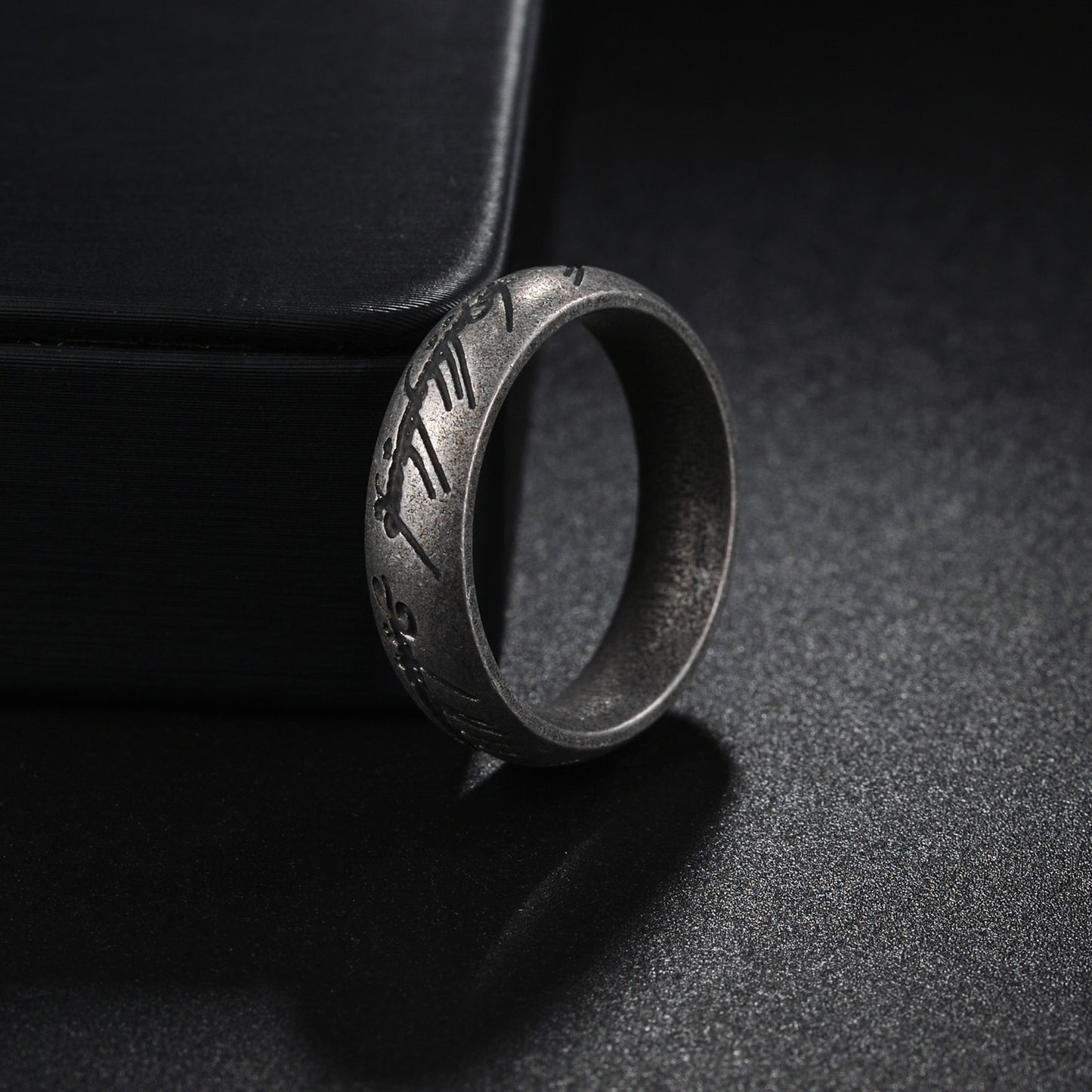 Regal Titanium Steel Men's Ring with Old Craftsmanship - Size 6-13