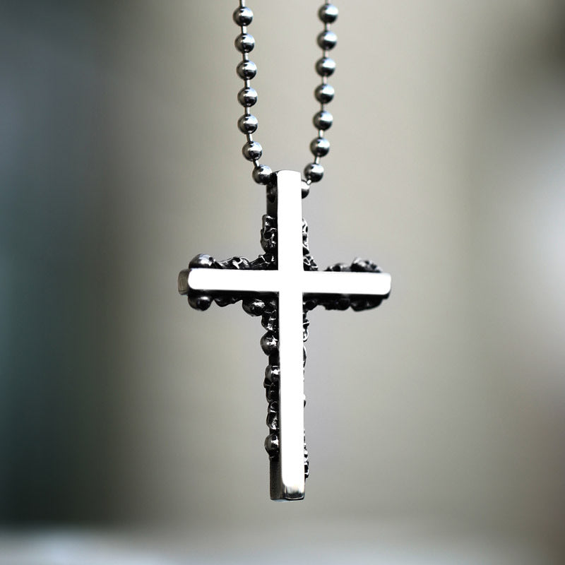 Wholesale Retro Skull Cross Pendant for Men - European and American Titanium Steel Jewelry