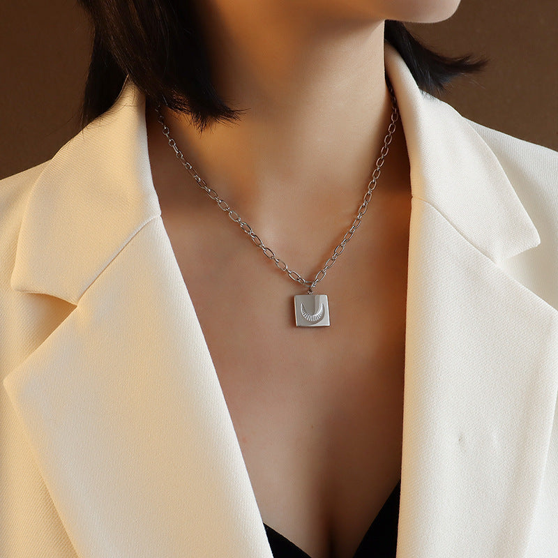 Starlit Square Hand Chain Clavicle Necklace - Air-Cooled Titanium Steel French Jewelry