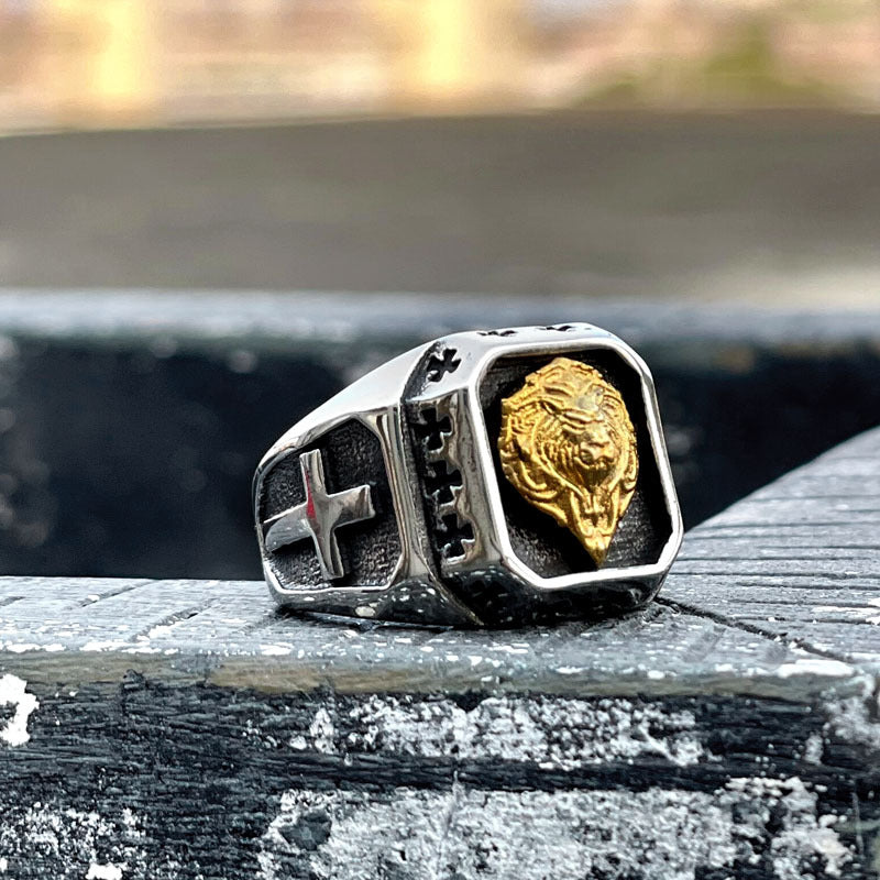 Gold-Plated Titanium Steel Lion Head Ring for Men - Jewelry for the Bold and Confident