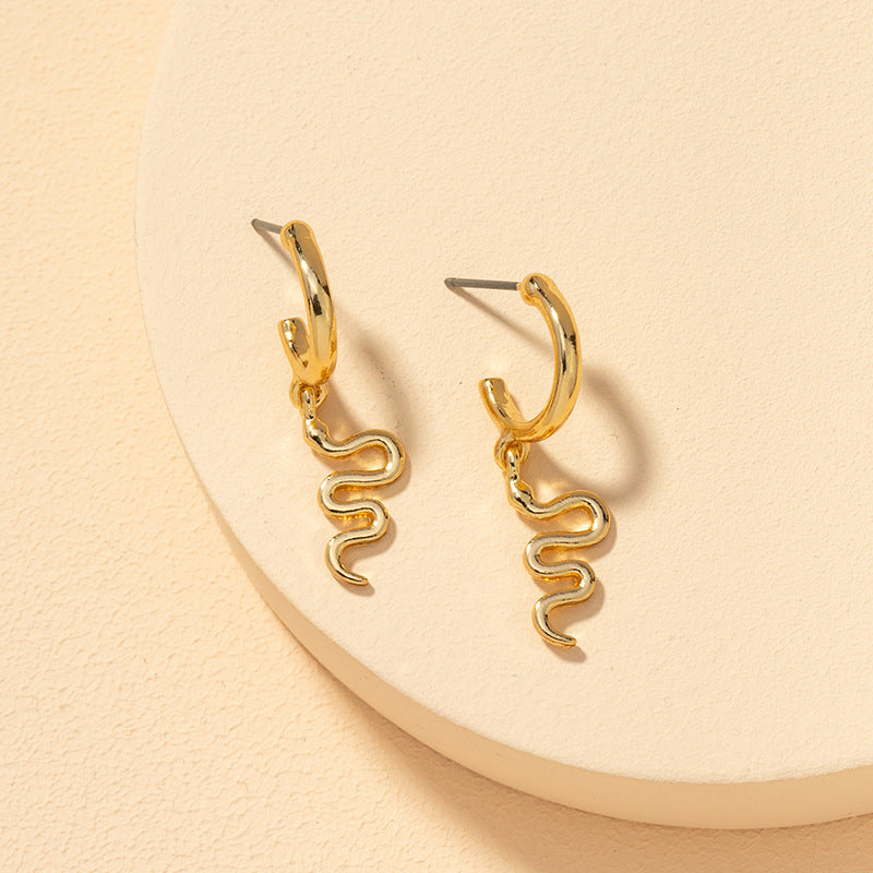 Alloy Snake Earrings Pair with European and American Charm