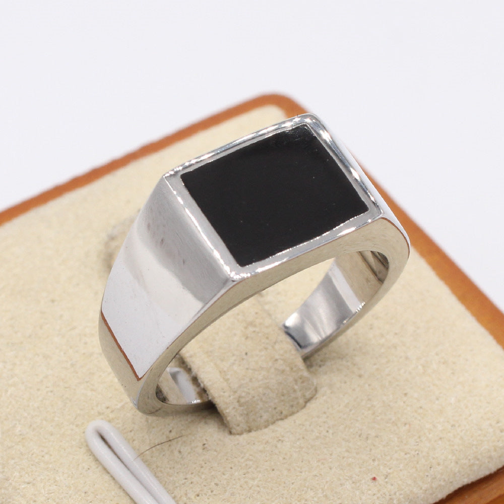 Everyday Genie Titanium Steel Men's Ring with Retro Cold Style