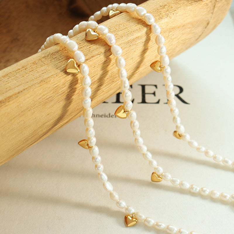 Enchanting Heart Pendant Necklace with Freshwater Pearl - Stylish Fashion Accessory