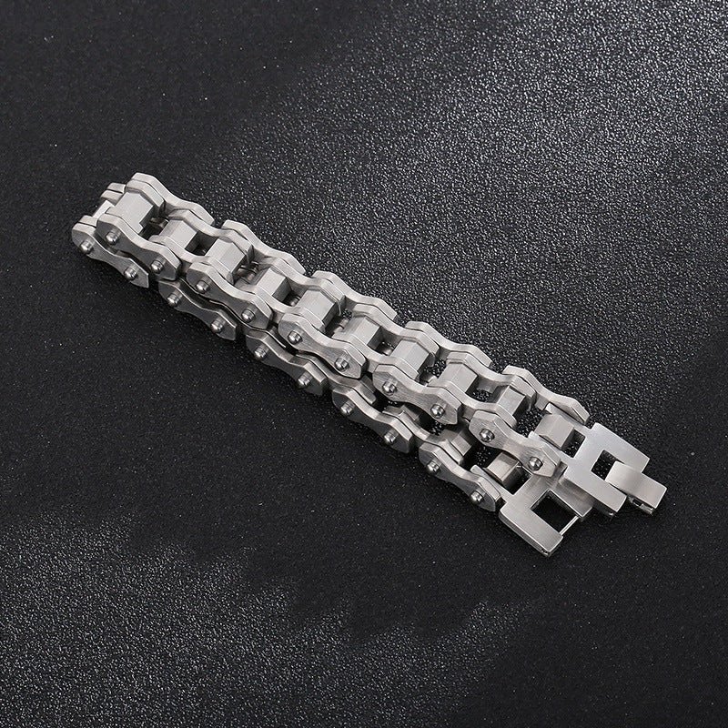 Stylish Personalized Titanium Steel Men's Bicycle Bracelet for Urban Adventurers