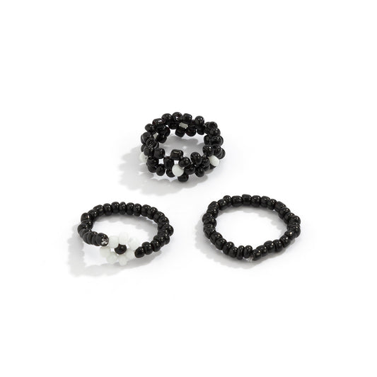 Daisy Ring Set with European Resort Vibe and Black & White Mixed Style, Handcrafted in Simple Weaving; Perfect for Women in a Pastoral Theme