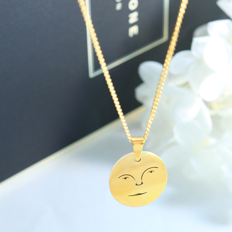 Smiling Face Portrait Pendant Necklace - Unique Design Titanium Gold-Plated Chain Jewelry